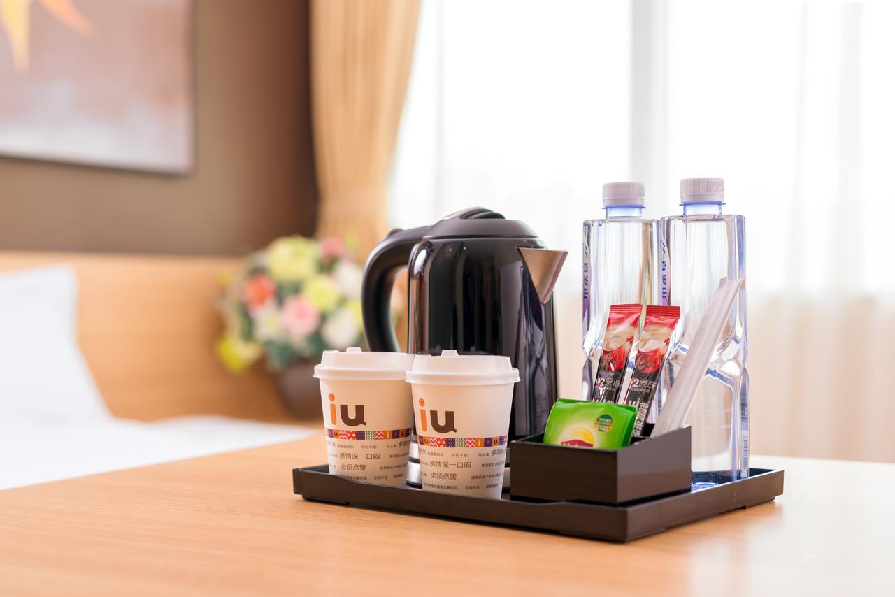 Iu Hotel Ruoyang Yiyang Wenhua Road Exteriör bild