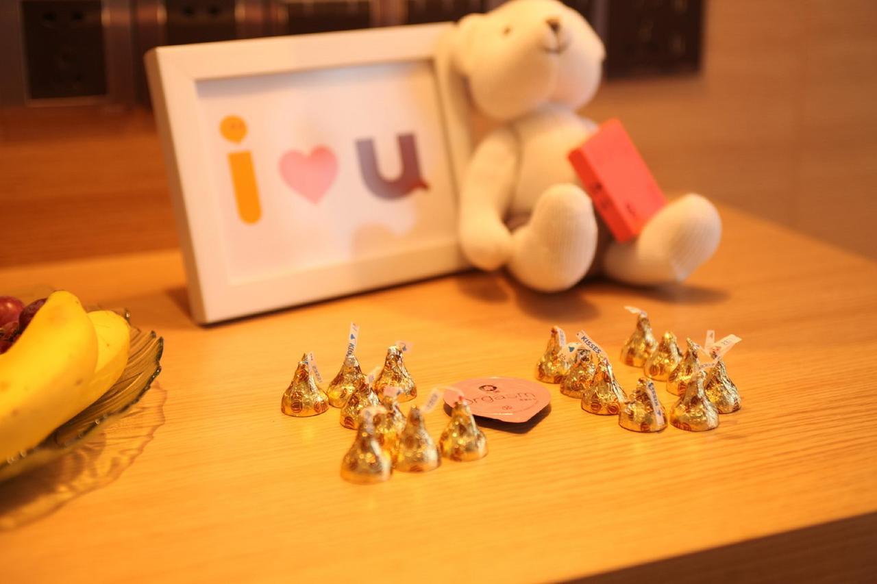Iu Hotel Ruoyang Yiyang Wenhua Road Exteriör bild