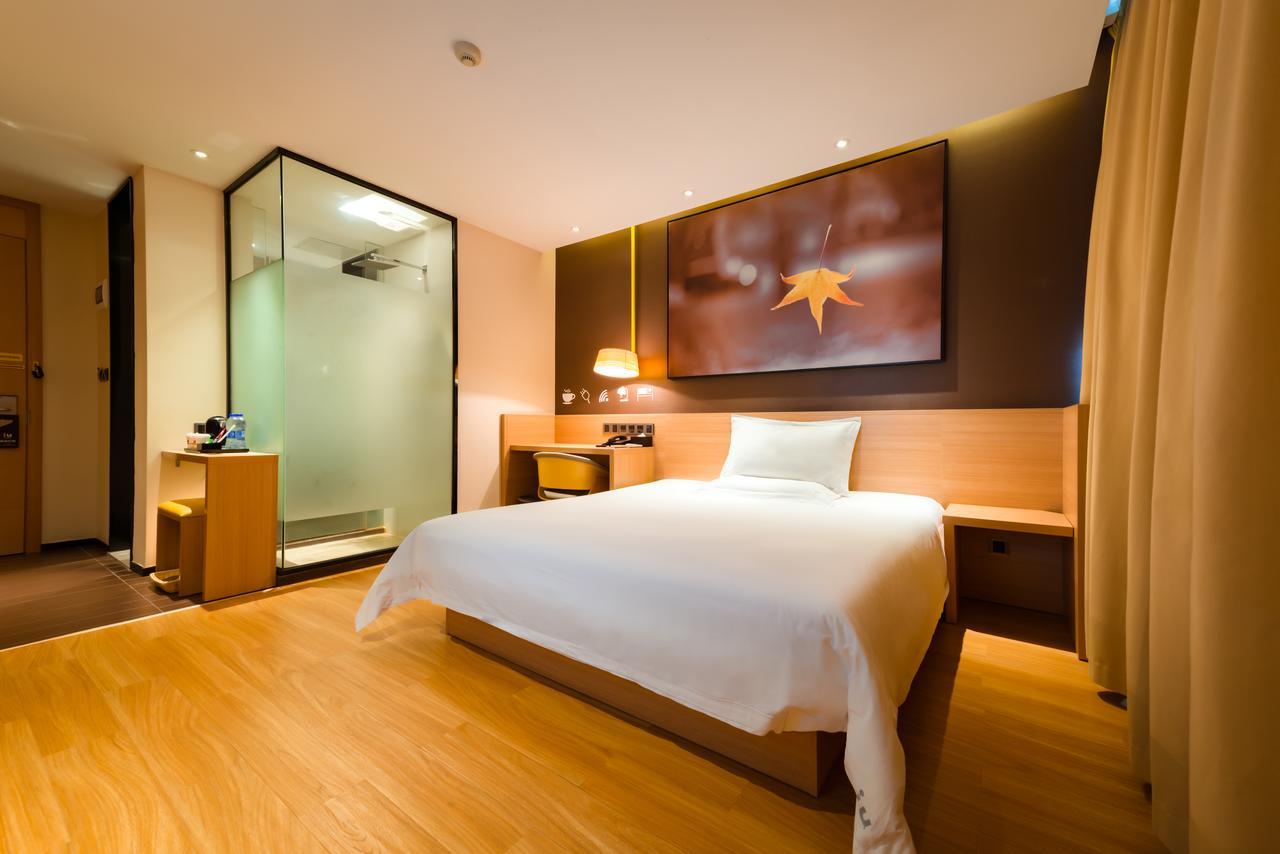 Iu Hotel Ruoyang Yiyang Wenhua Road Exteriör bild